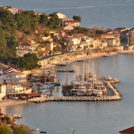 Zrinka Jesenice (Split-Dalmatia)